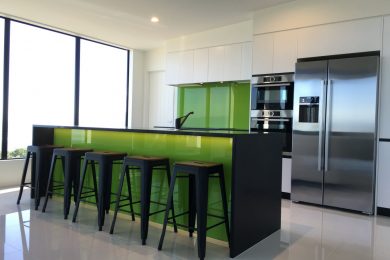 GLASS SPLASHBACKS AND MIRRORS